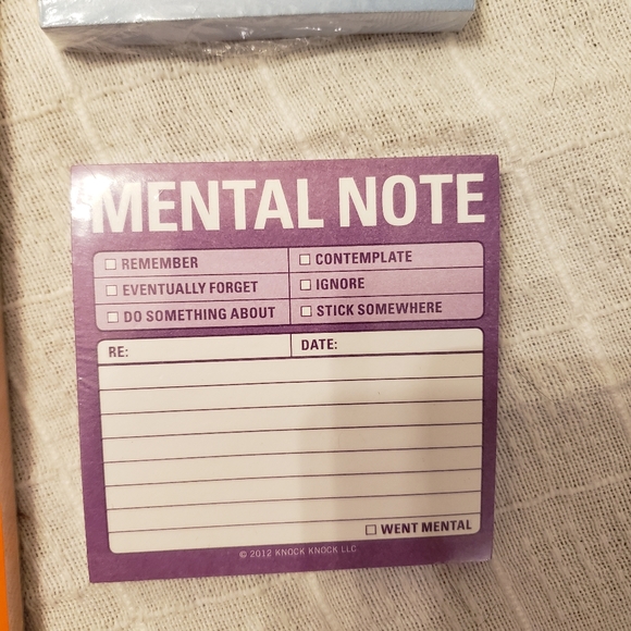 KNOCK KNOCK silly note pad and sticky notes for office - Picture 4 of 8